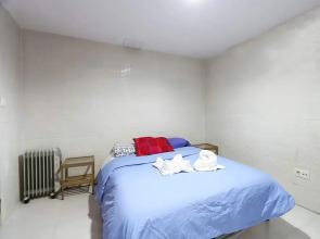 Estudio/Duplex en bajos y pequeño patio int en Puerta del Angel AZBC2