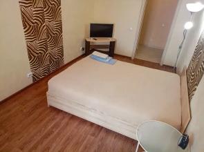 Apartment Gostiny Dvor on the street Dusi Kovalchuk, 238