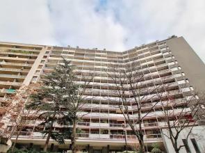 Nice 2 rooms with Patio - Effeil Tower close by