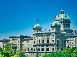 Evi's Home Hotel & Apartments