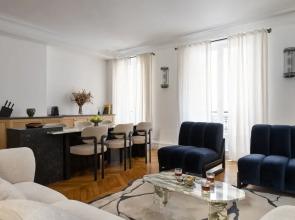 Montaigne Luxury 2 Bedroom