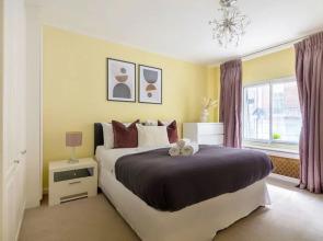 Elegant & Airy 2BR near Regents Park