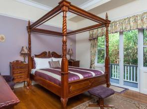 Elindale House Bed & Breakfast
