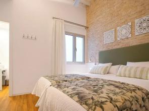 Duplex With Terrace in Sta Cruz. Santa Teresa Viii