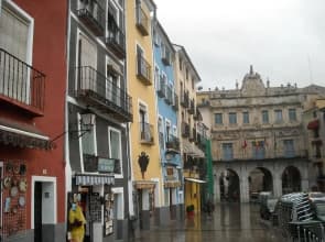 Nice apartment in Cuencas old town heart