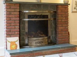 City Centre Main Door Apartment: 5 Mins Walk to Princes St