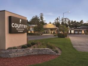 Country Inn & Suites by Radisson, Traverse City, MI