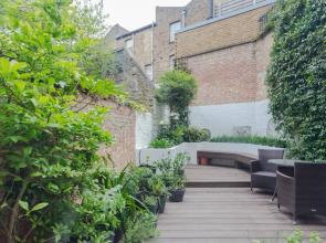 Stylish 3 Bedroom Home With Garden Near Kings Cross