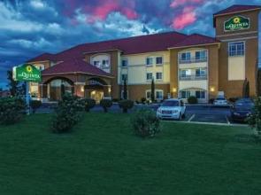 La Quinta Inn & Suites by Wyndham Deming