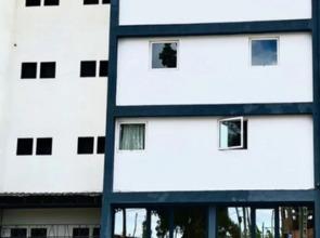 Fly Inn Madagascar Hotel