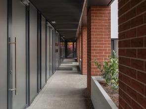 Modern Studio in the Centre by Renters