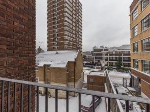 Super Central 2 Bedroom Flat With Balcony Zone 1!