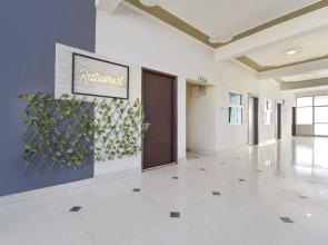 Fabhotel Dream Palace