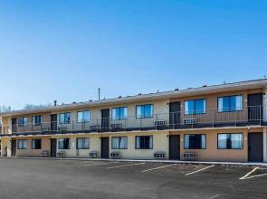 Rodeway Inn & Suites