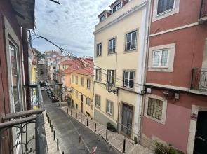 2 Bedroom close to Timeout Market by Innkeeper