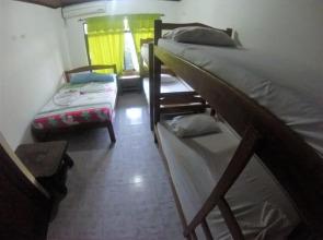 Tauma Hostal & Camping