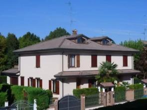 BB La Donna Con La Valigia