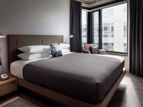 MOXY Seattle Downtown