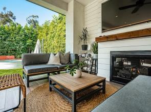 Spacious 5 BR Near Heart of South Park