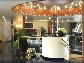 Crossgates Hotelship 3 Star - Osthafen - Frankfurt