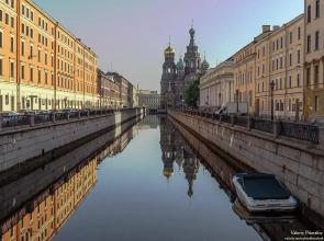 Apartments on the embankment of the Griboyedov Canal 9