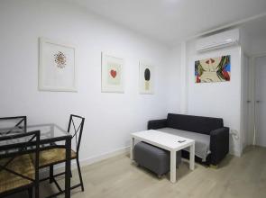 Apartamento de 2 Habitaciones con A/C en Puerta del Angel AZ2C