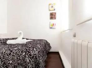 Piramides 2 Apartment