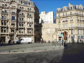 Duplex rénové proche vieux-port