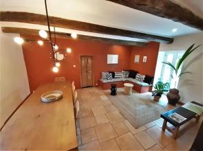 Un Je Ne Sais Quoi De Paradis