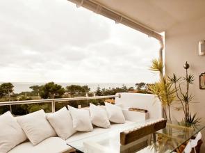 Luxury-sea-view-apartment