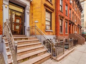 West 30th Street Guest House