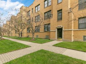 Bright Spacious Apt, Comfy King Bed, 5 Location