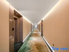 Zhumadian Zhengyang Jiangguo Avenue Lanou International Hotel