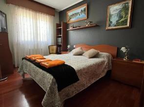 Amezola 1- Habitación con baño incorporado en casa compartida