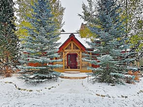 New Listing! Huge Lake-view Haven W/ 2-car Garage 3 Bedroom Cottage
