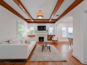 Amazing Bahamian Home At Design District