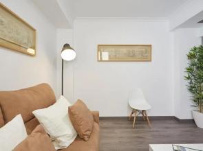 LEEWAYS APARTMENT VI in ALCALA 99