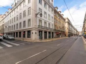 Baixa Cozy I by Lisbonne Collection