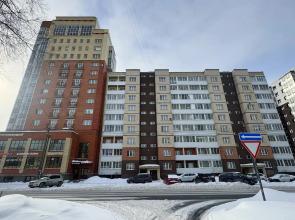 Apartments on 83 Lomonosov Avenue