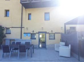 Parco Vira Apartments