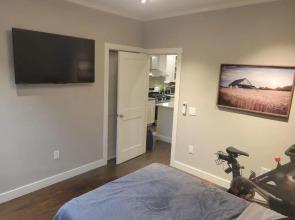 Remodeled 2-Bedroom Unit in Fremont w/ Luxe Bathrooms