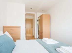 Platinum Apartment next to London Bridge 9995