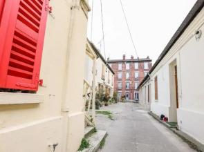 Appart' Hôtel Pink Cosy 5min RER Proche Paris