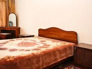 Alliance on Teatralny Prospekt 61/245