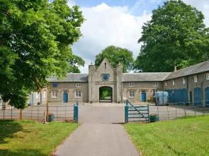 7 Bed Lodge With Mountain Views, Glanusk Estate