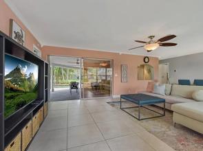 Private pool and canal home with Office space