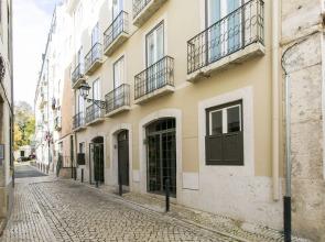 ALTIDO Charming 1-bed Apt w/private entrance, 5mins to Time Out Market