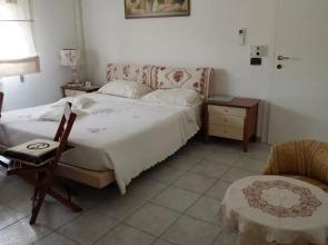 Room Breakfast Casa Nicoletta