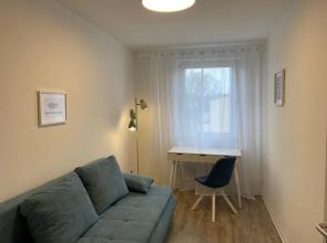 Blaue Insel neben Hbf-Duisburg