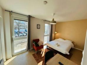 We Live In R - Suite 103